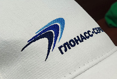 Бейсболки с вышивкой логотипа ГЛОНАСС СЕРВИС